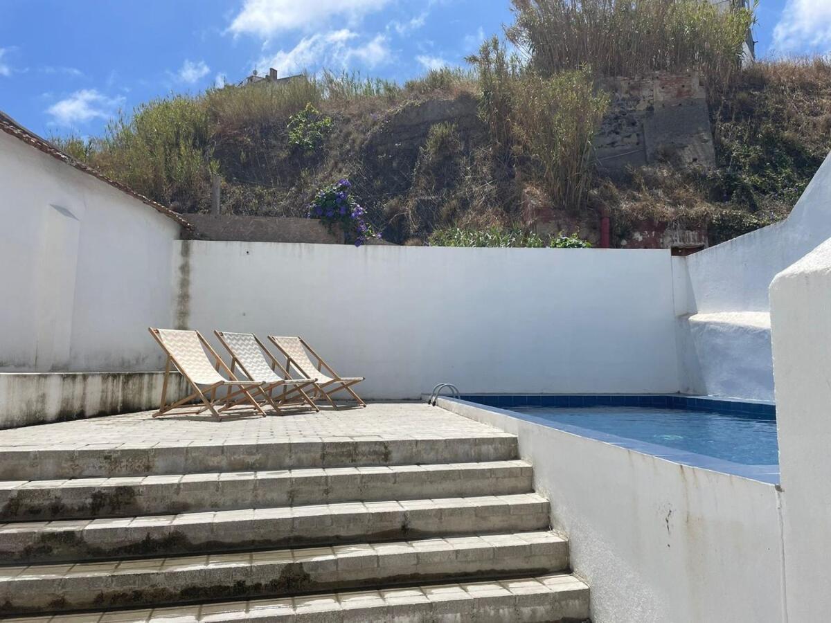 Ground Floor 2 Bedroom With Pool Apartment Lissabon