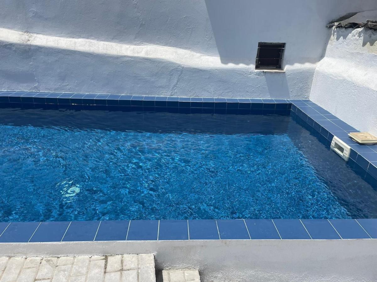 Ground Floor 2 Bedroom With Pool * Lissabon