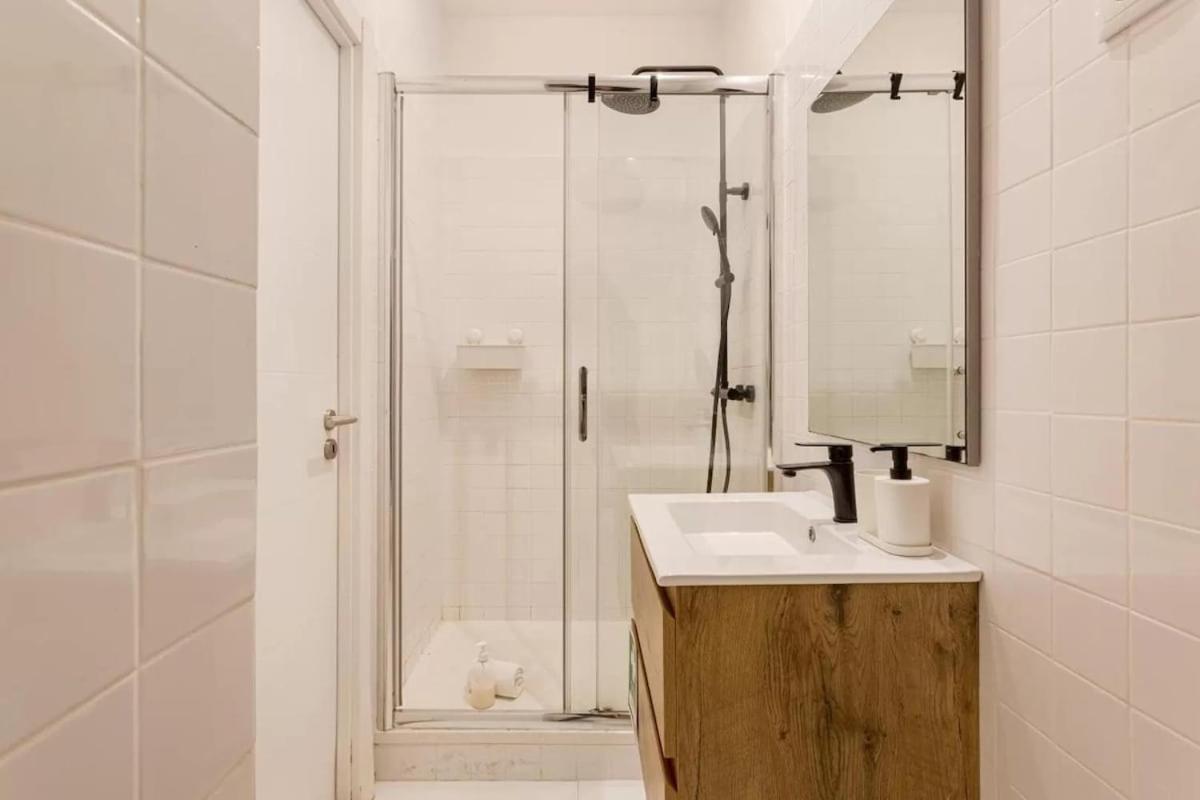 Ground Floor 2 Bedroom With Pool Apartment Lissabon